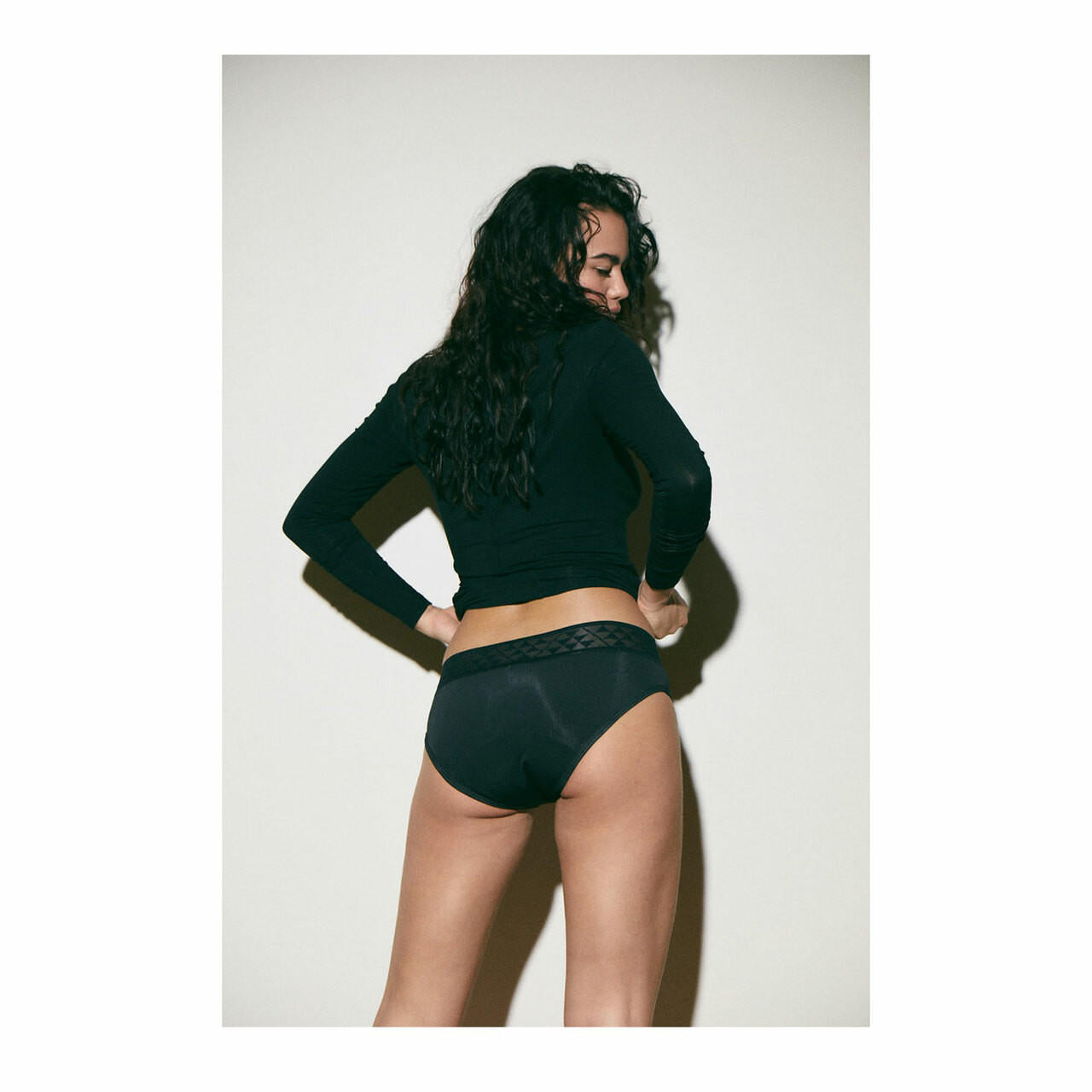 AWWA Eva Hipster Period Brief Black_3