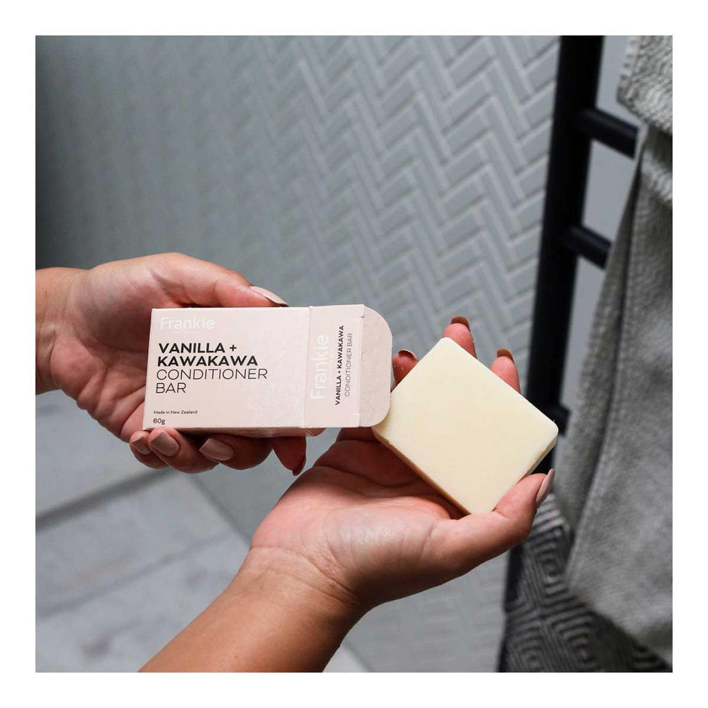 Frankie Apothecary Vanilla Kawakawa Conditioner Bar_2