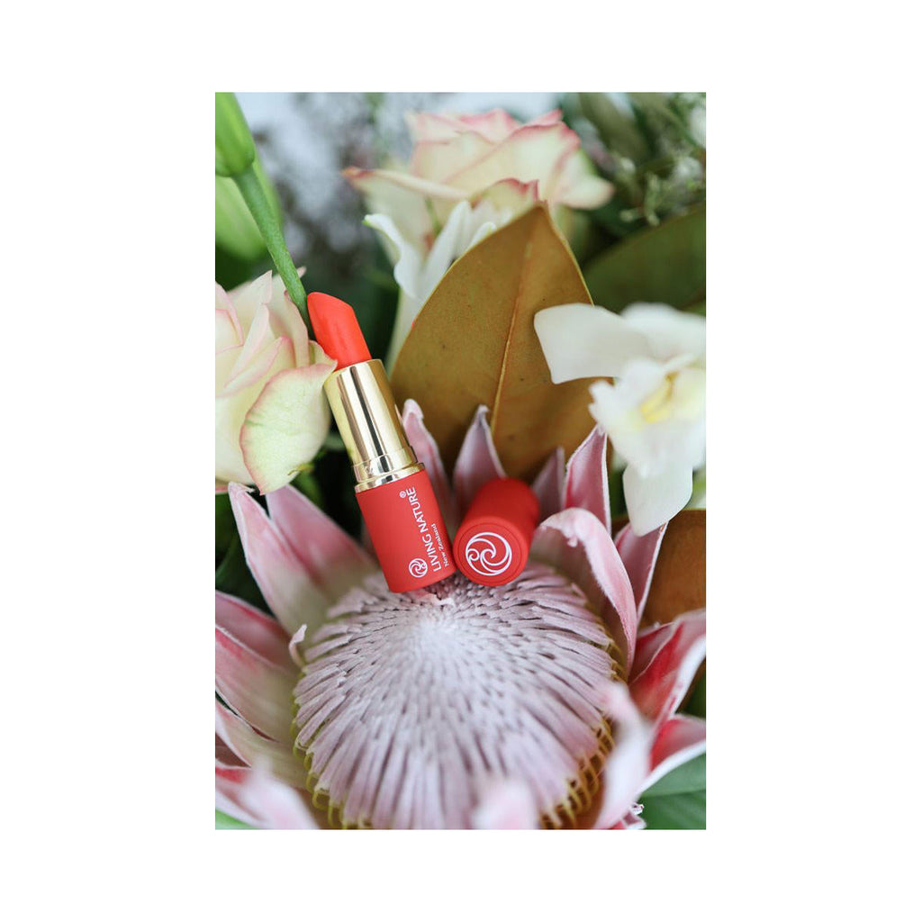 Living Nature Lipstick - Electric Coral_3