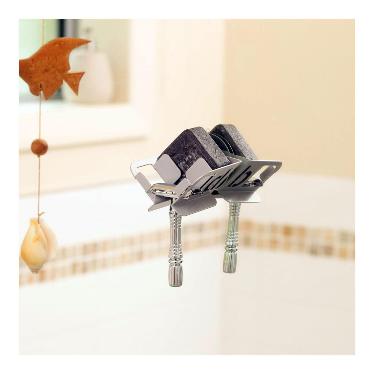 The Block Dock Silver Safety Razor Dock_2