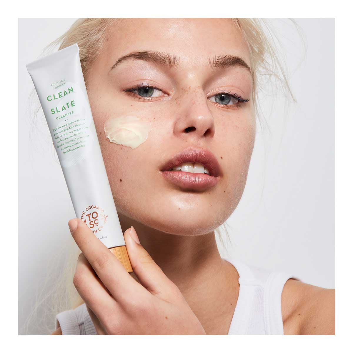 The Organic Skin Co Fruit Acid Complex Clean Slate Cleanser _2